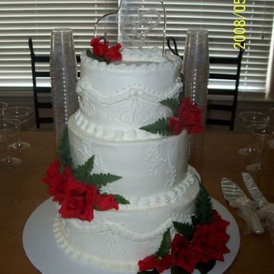 Round Wedding Cake