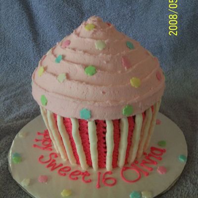 Giant Cupcake