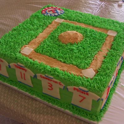 Baseball Team Pary Cake