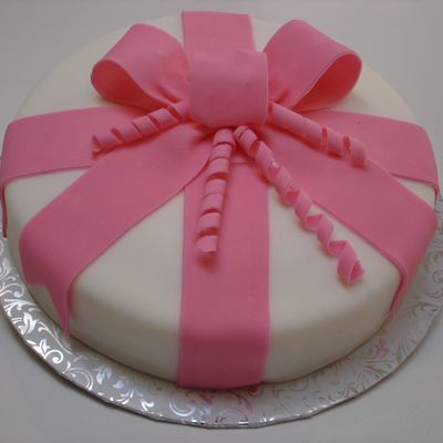 Fondant Bow Cake