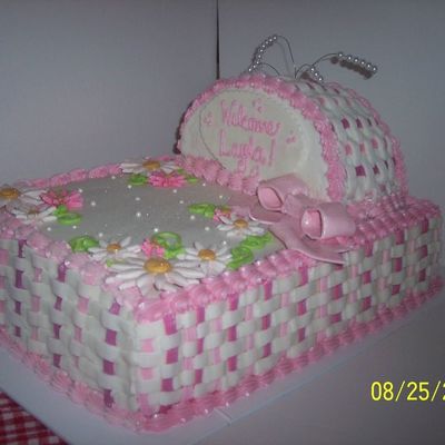 Amy's Baby Shower Bassinet