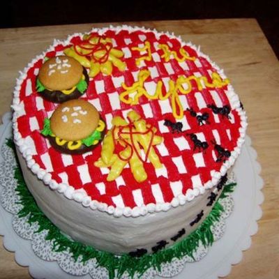 Round Picnic Cake