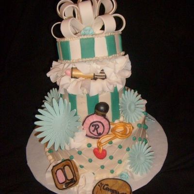 Lopez Graduation Cake