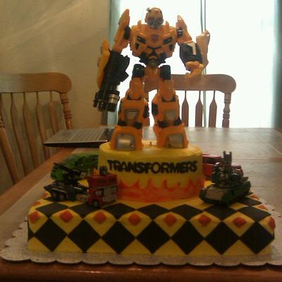 Transformers Bumble Bee Cake