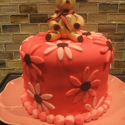 Baby Shower Cake With Teddy Bear