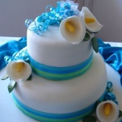 Calla Lily Wedding Cake