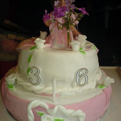 Barbie Cake