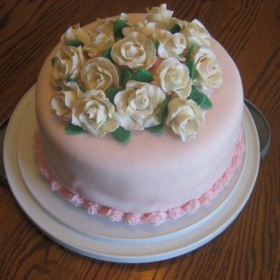 White Chocolate Roses On Pink Fondant