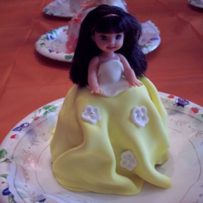 Kelly Doll Cake