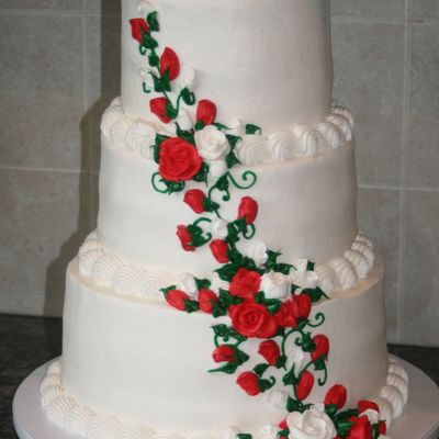 Red & White Rose Wedding Cake