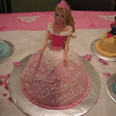Sleeping Beauty Princess Cake