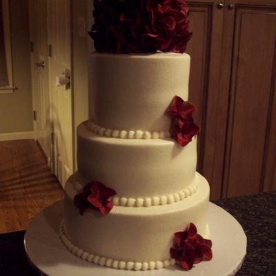 Red Hydrangea Anniversary Cake