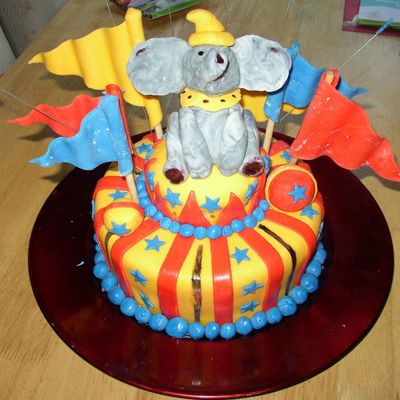 Dumbo Circus Cake