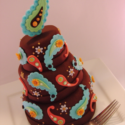 Paisley Topsy Turvy Mini Cake