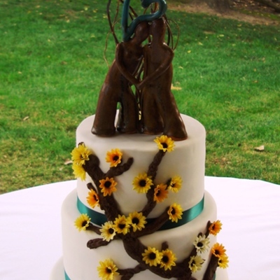 Nature Theme Wedding Cake
