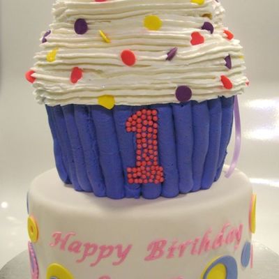 1St Birthday Giant Princess Cupcake