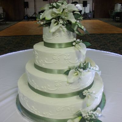 1St Round Wedding Cake