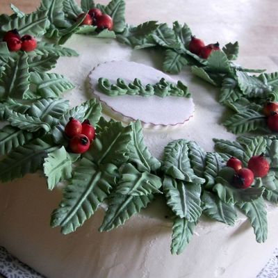 Christmas Wreath Cake
