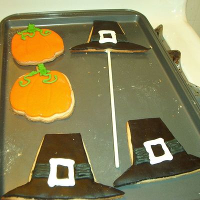 Thanksgiving Cookies (Pilgrim Hats And Pupmkins)