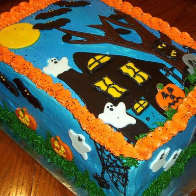 Haunted Halloween Cake