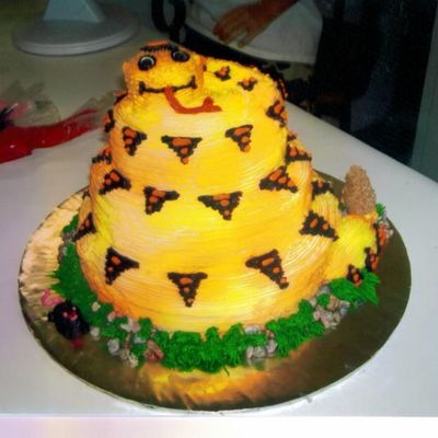 Snake_Cake.jpg