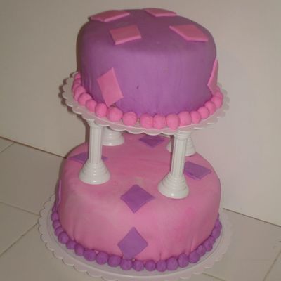 Tiered Cake With Fondant