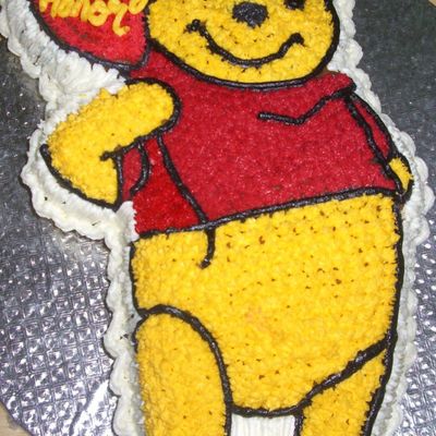 Winnie The Pooh Cake