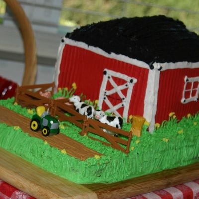 Barnyard Cake