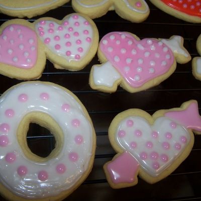 Polka Dots Valentines Day Cookies