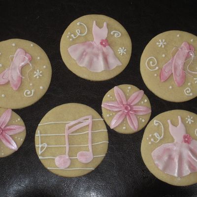 Ballet Cookies