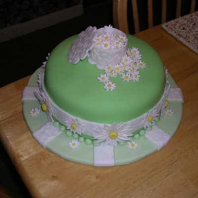 Daisy Cake
