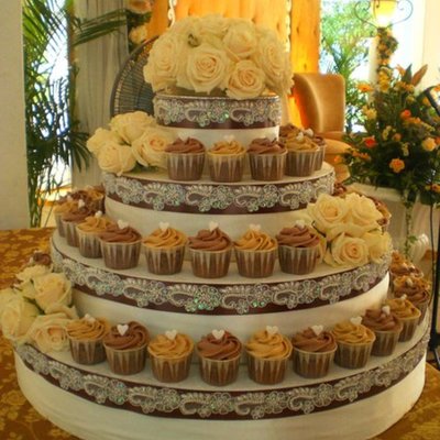 Brownish Caramel Wedding Cupcake