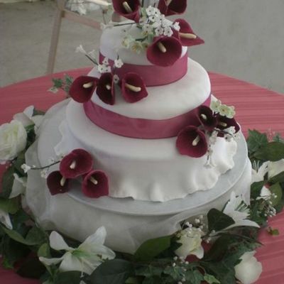 Lily Wedding Cake