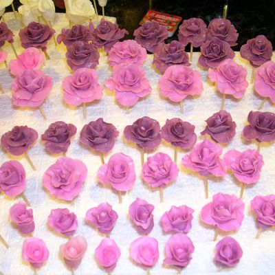 Gumpaste Flowers For My Course 3 Finale Cake