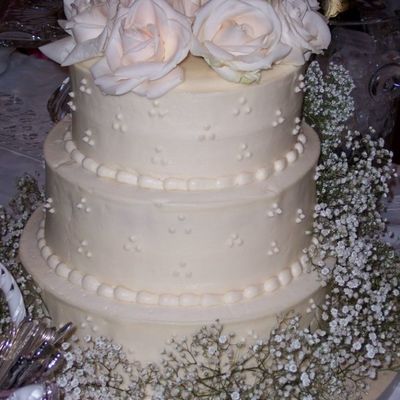 Wedding Cake W/fresh Flowers