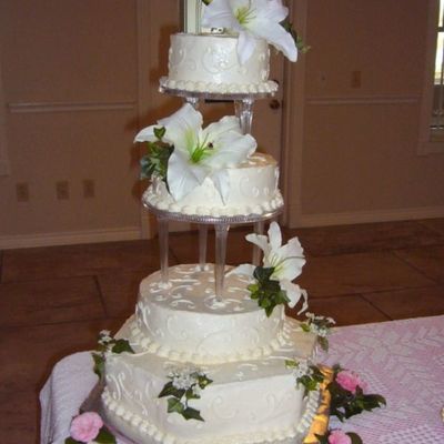 Lemon Pound Cake With Buttercream Frosting