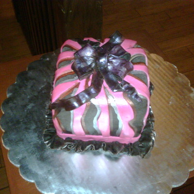 Birthday Gift Box Cake