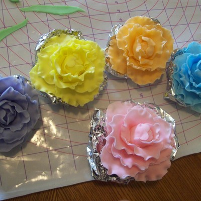 Large Gumpaste Flowers