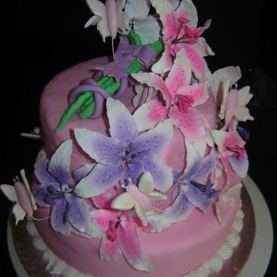 Fondant Wedding Cake Pink Purple Lilies