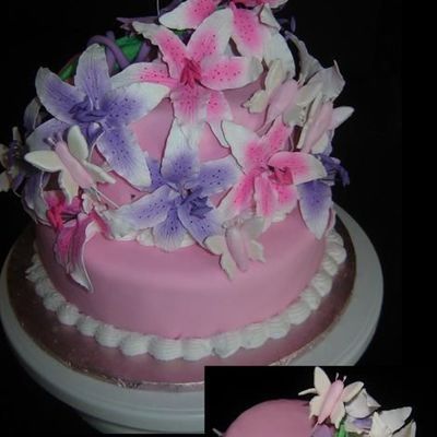 Fondant Lily Cake