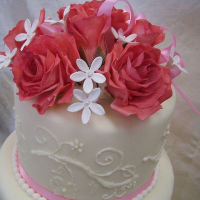 Gumpaste Roses And Stephanotis