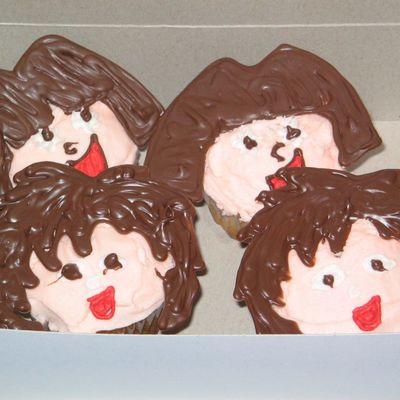 Dora And Diego Cupcakes