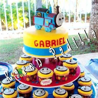 Thomas_Cup_Cakes.jpg