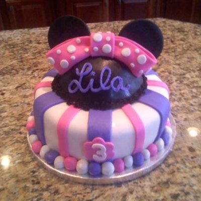 Minnie Mouse Cake