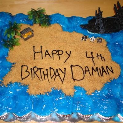 Pirate Island Cupcake Cake