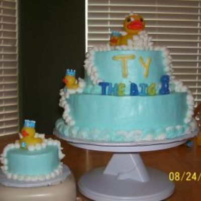 Rubber Ducky Cake