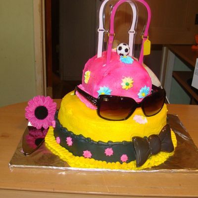 Hat And Purse Cake