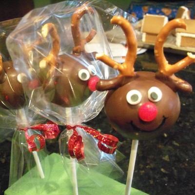 Reindeer Cake Pops