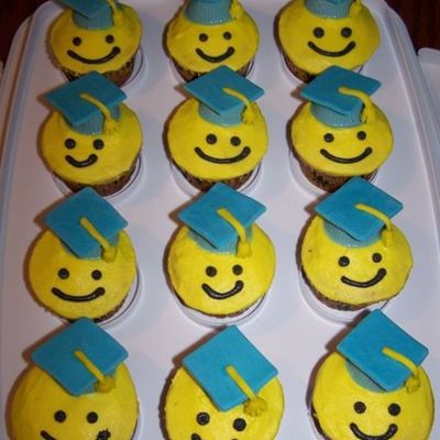 Kindergarten Graduation Cupcakes