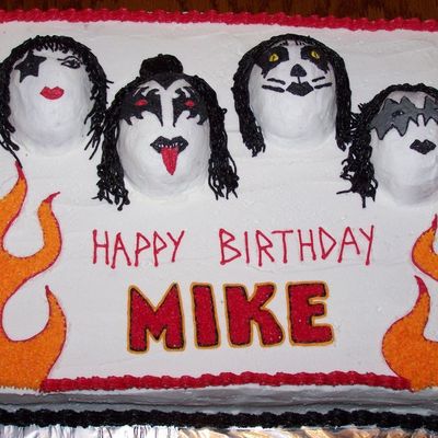 Kiss Birthday Cake